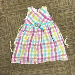 Beautiful girls dress size 6